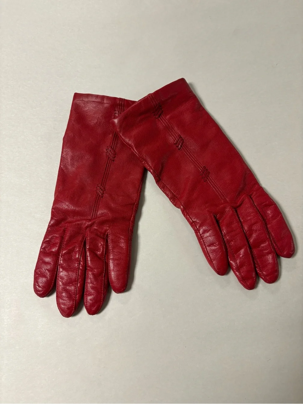 Vintage Fownes Classic Red Leather Women's Driving Gloves Size 7.5
